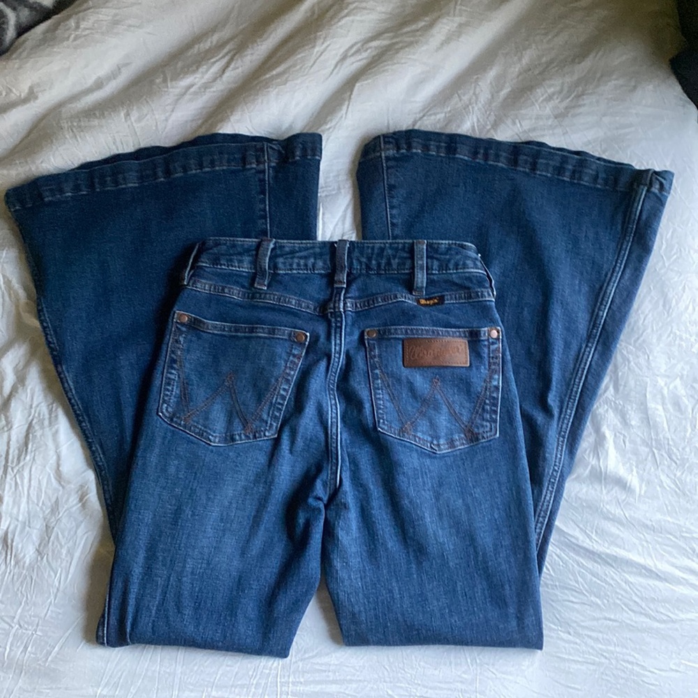 womens high rise flare jeans size 26/32